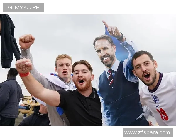 巨星足球炫技时刻震撼进筐点燃赛场激情瞬间